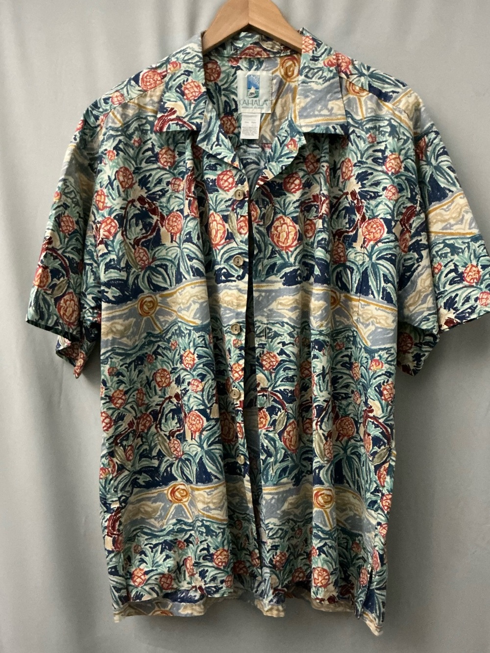 Kahala Pineapple Men's  Hawaiian Shirt Size XL